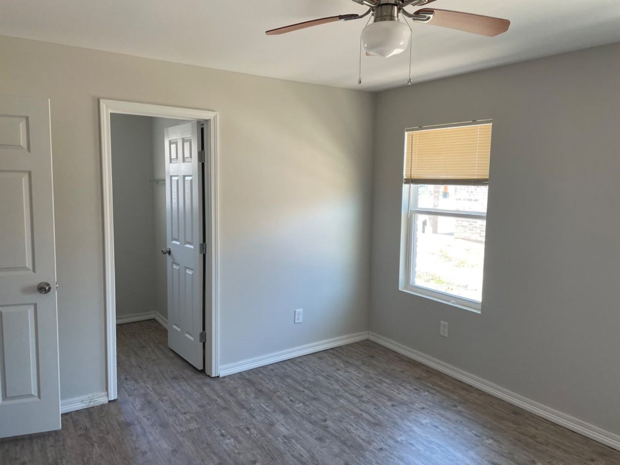 737 North Nicholson - Photo 7 of 10