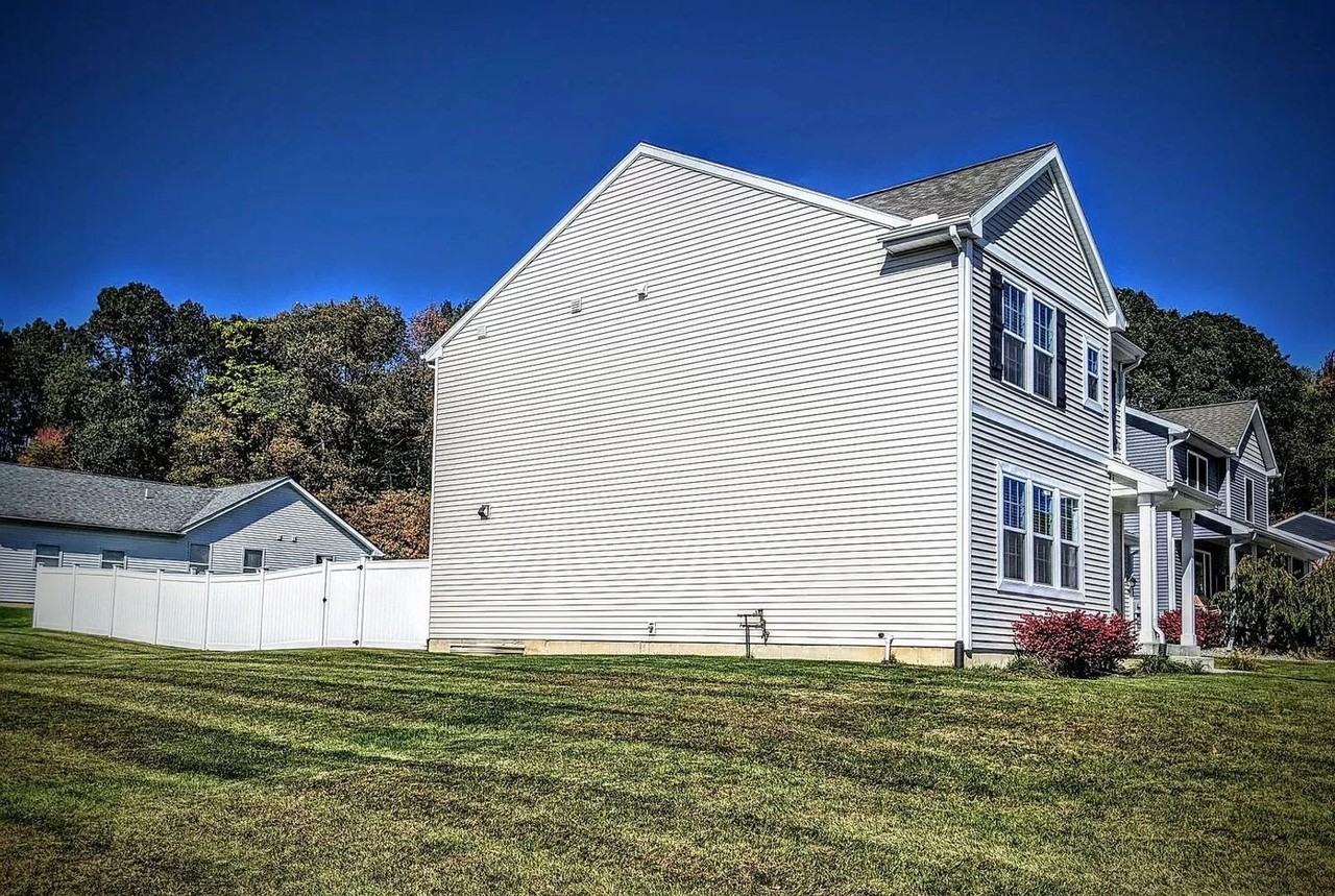 159 Grandview - Photo 2 of 13