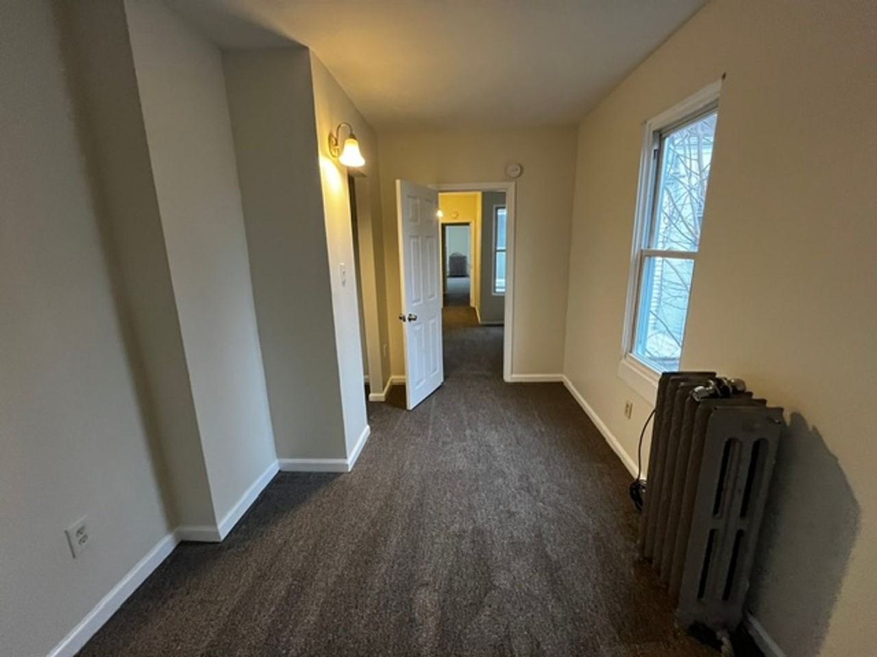 1039 Cotton St - Photo 3 of 12