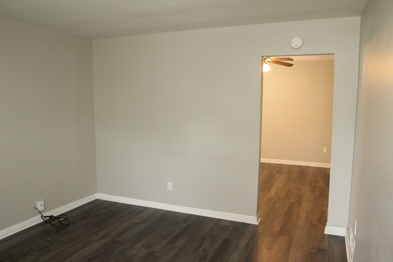 7217 High Street - Photo 2 of 16