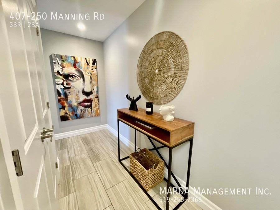 250 Two50manning - Photo 3 of 39