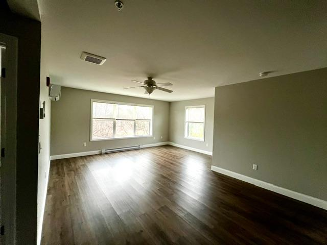 197 Pearl St - Photo 2 of 11