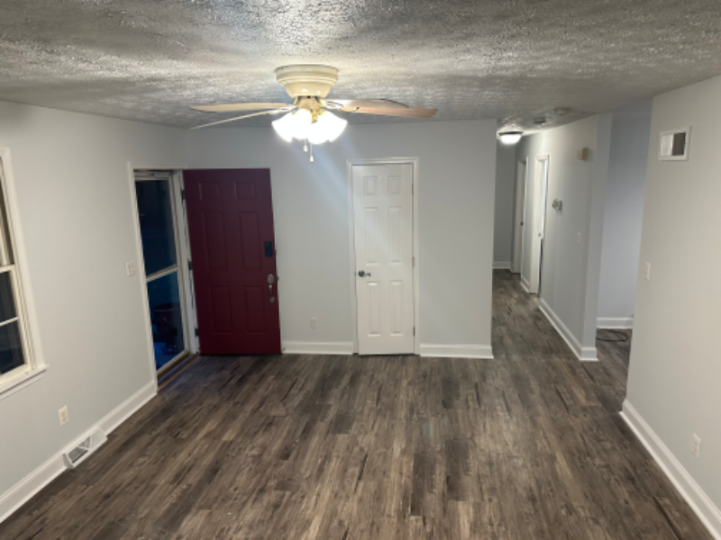 10 Amber Dr - Photo 3 of 10