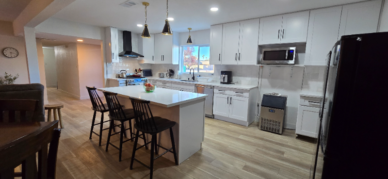 1733 Ophir Dr - Photo 5 of 16