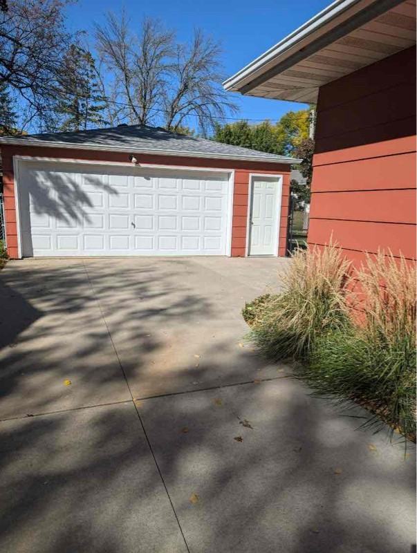 2515 5th Ave Nw - Photo 2 of 16