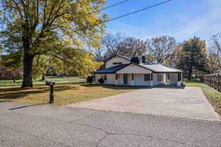 90 Shaw Ln - Photo 1 of 1