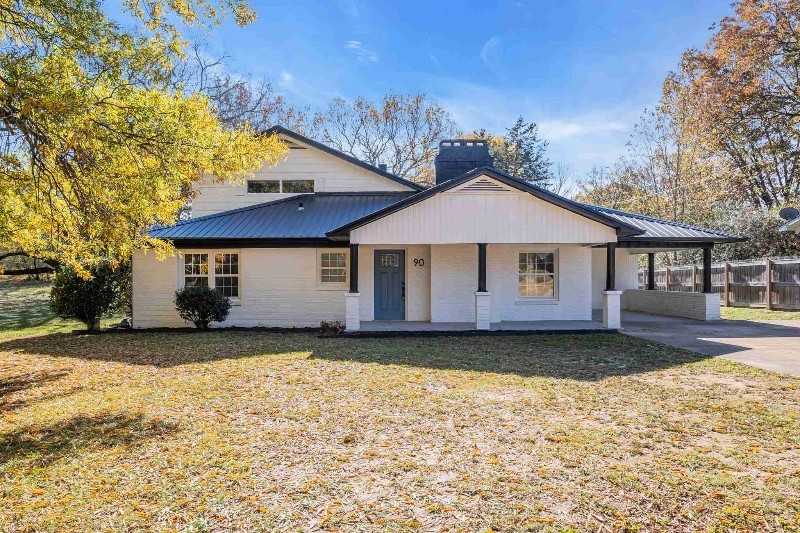 90 Shaw Ln - Photo 2 of 18