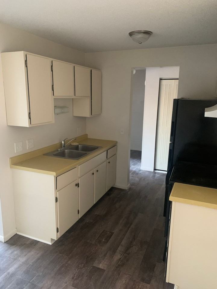 2-845 - Photo 6 of 6