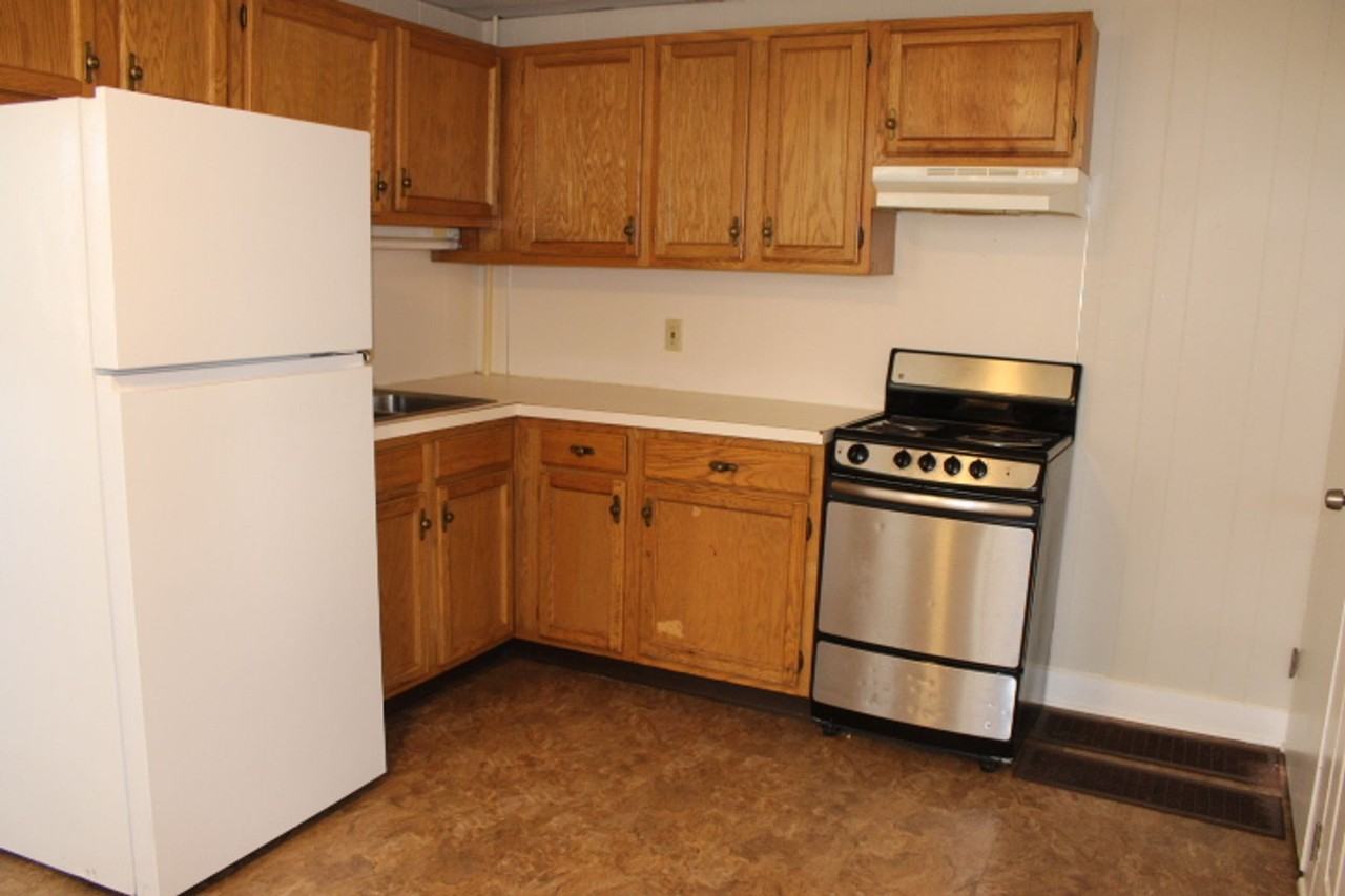 103 N Main St - Photo 2 of 10