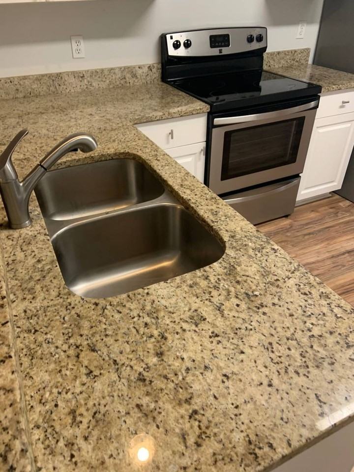 38A Lindsay Dr - Photo 3 of 16