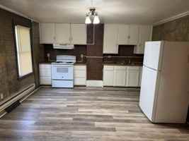 featured image of 327 N Centre St