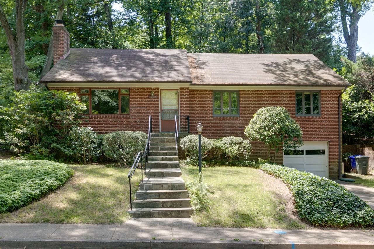 2406 N Taylor St - Photo 2 of 38