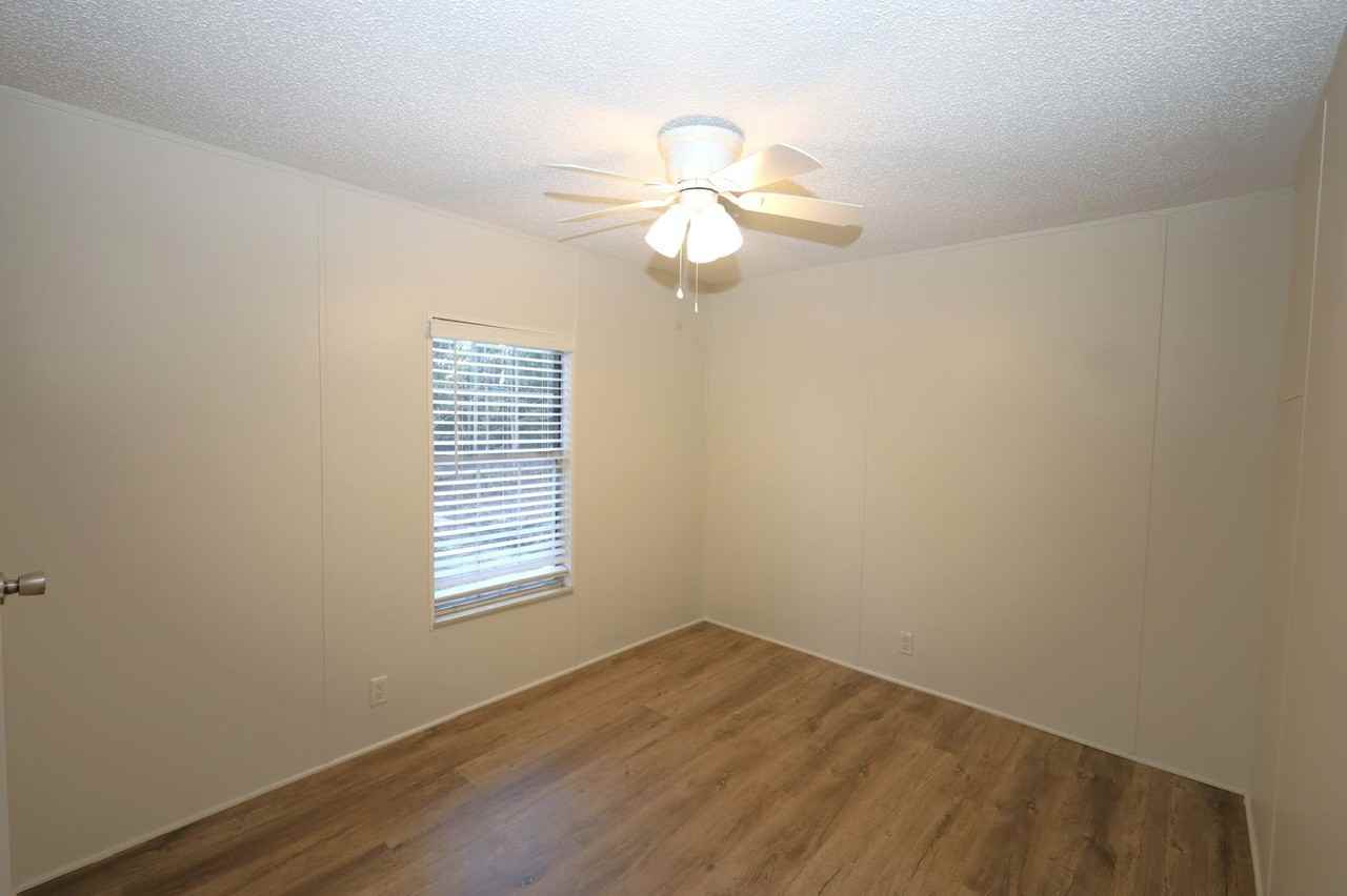 5493 Griffin Dr - Photo 5 of 13