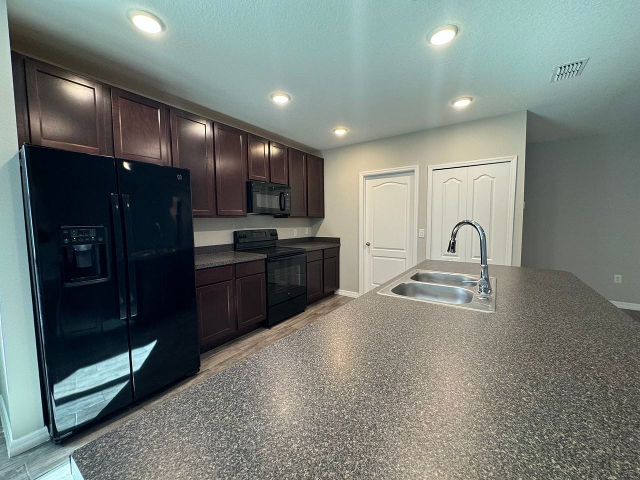 286 E Fiesta Key Loop - Photo 7 of 15