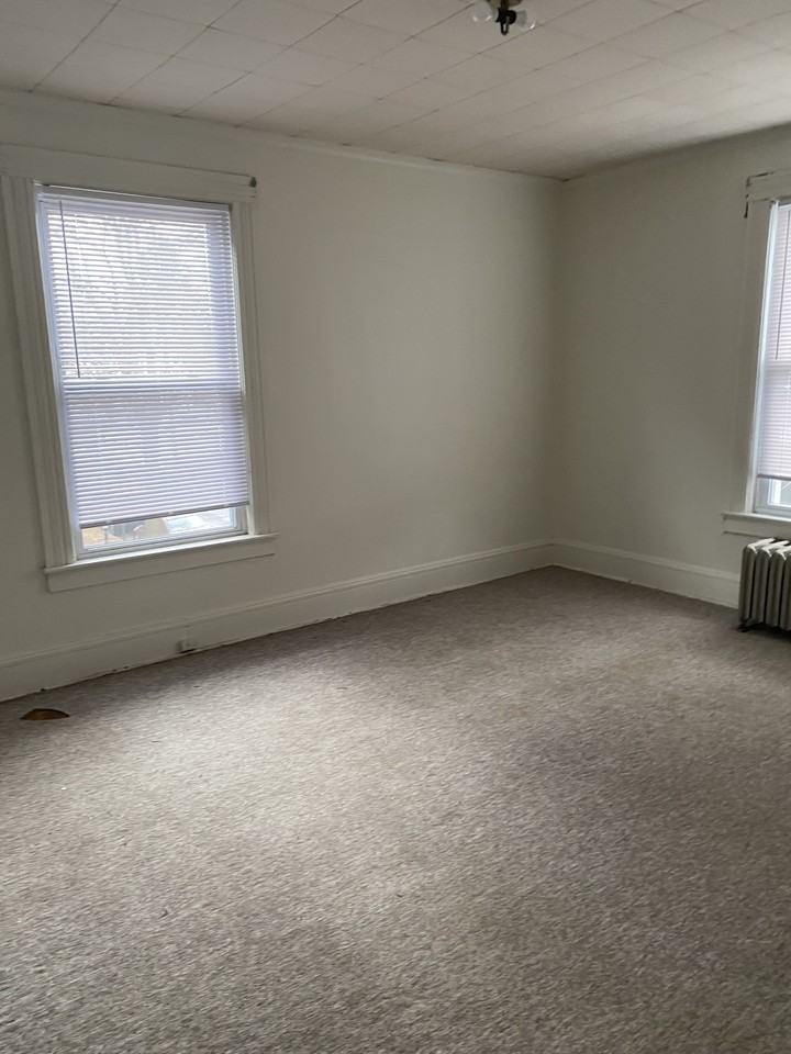 12 Washington St #12 - Photo 3 of 13