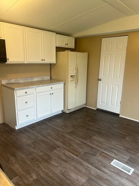 5670 Lamberth Dr #NA - Photo 4 of 16