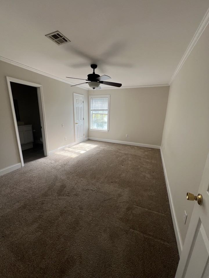 320 Herlil Cir #NA - Photo 2 of 15