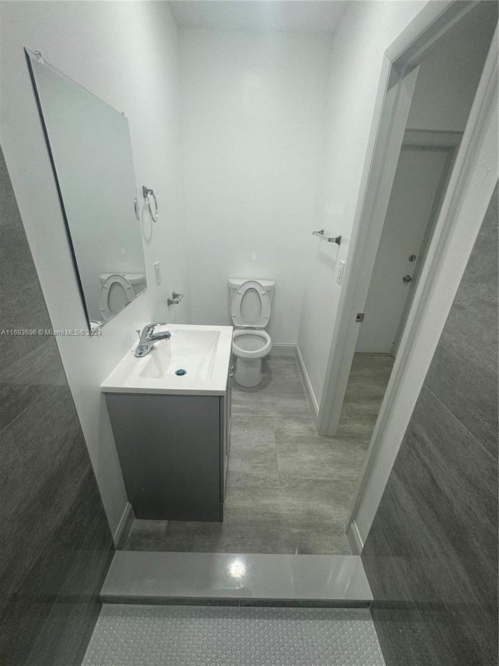 9937 Sw 194th St #2 - Photo 2 of 5