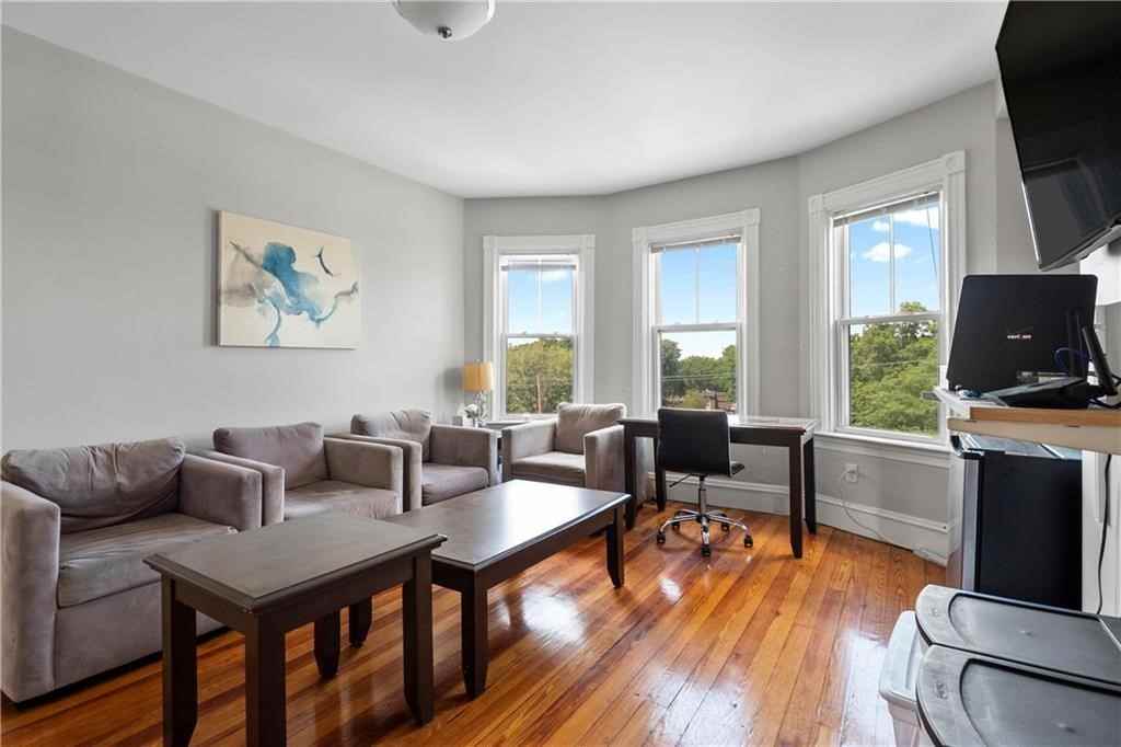 173 Prospect St #2 - Photo 4 of 10