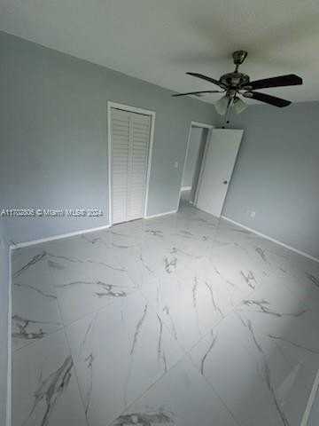 700 Ne 139th St - Photo 7 of 10