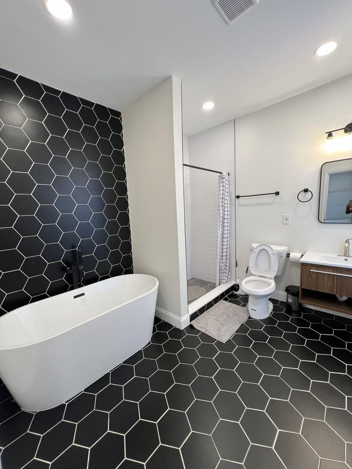 High Street - Photo 2 of 13