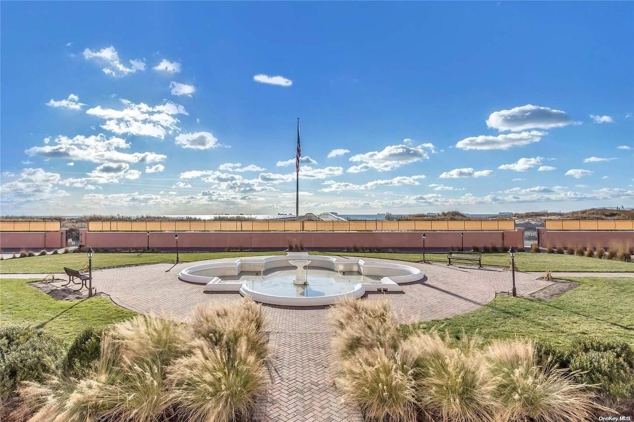 2 Richmond Rd ##6d - Photo 2 of 14