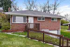 featured image of 1004 Santa Monica Dr