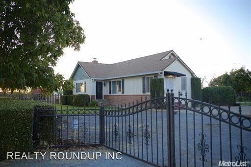 9255 Orr Rd - Photo 2 of 14