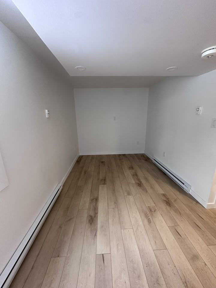 656 St Clair Street - Photo 3 of 10
