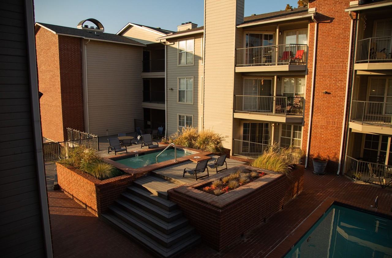 Lincoln Park Apartments - Photo 6 of 50