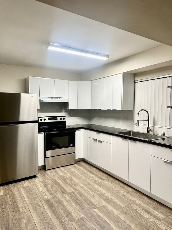 651 NW - Photo 7 of 18