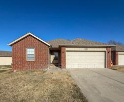 1018 N Oxford Dr - Photo 1 of 1