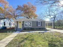 featured image of 2719 Abigail St