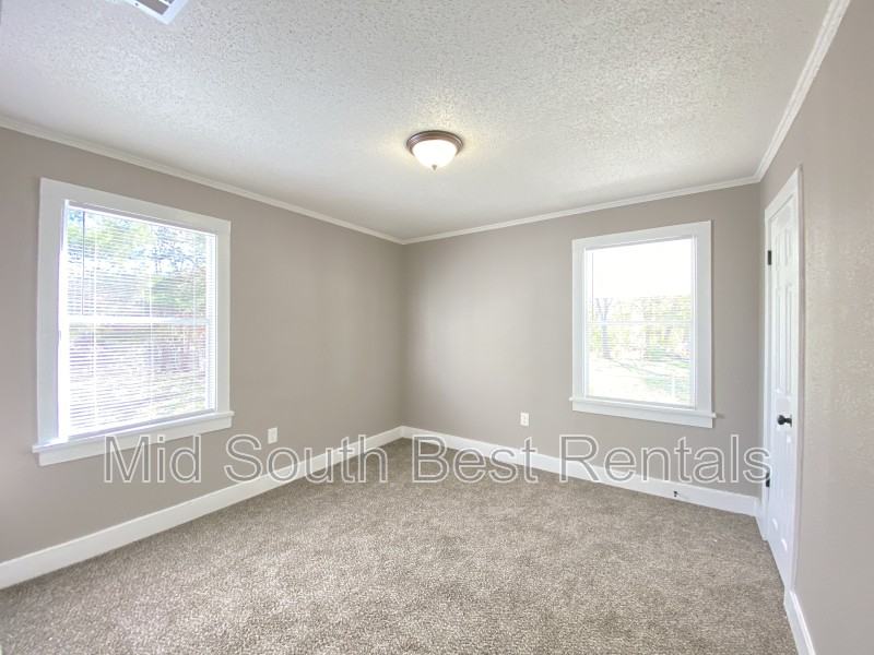 2719 Abigail St - Photo 6 of 8