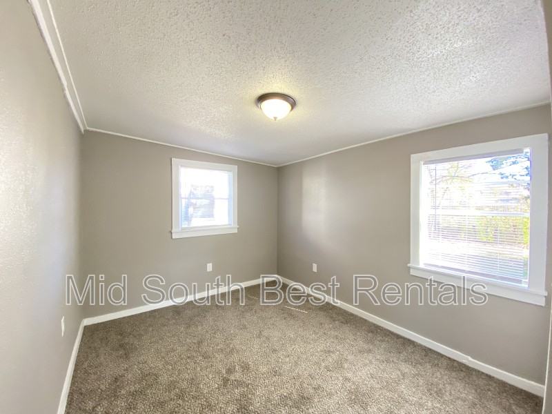 2719 Abigail St - Photo 7 of 8