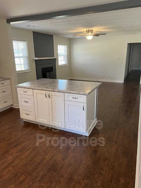 11270 Celtic Rd #11270 - Photo 2 of 15