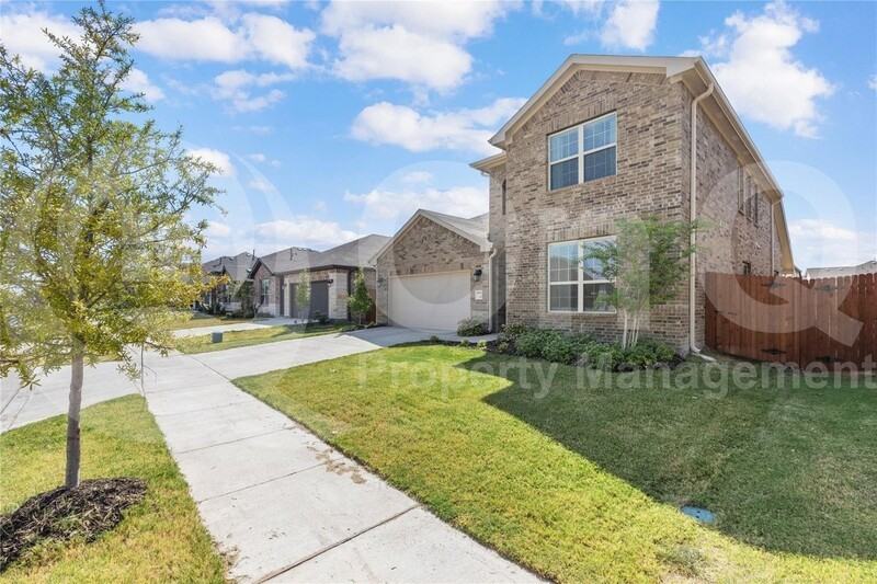 3934 Bellingham Ln - Photo 2 of 33