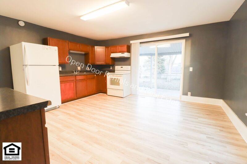 123 S State St - Photo 3 of 10