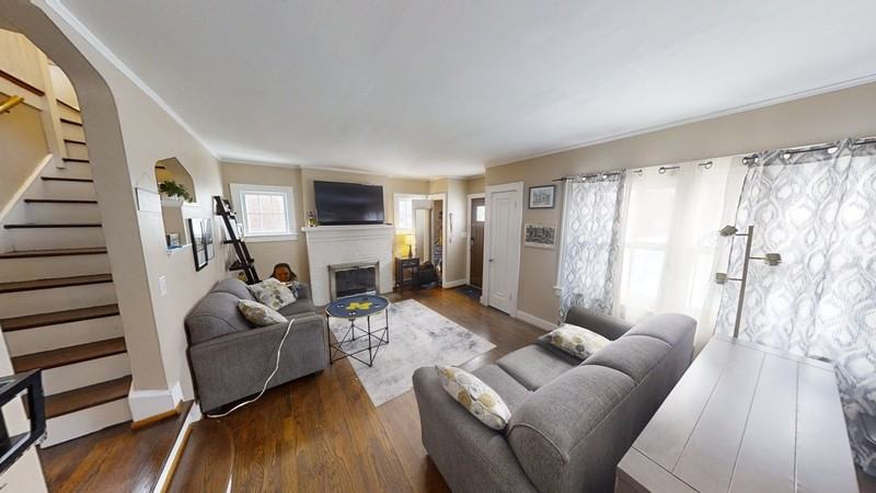811 Rose Ave - Photo 5 of 32