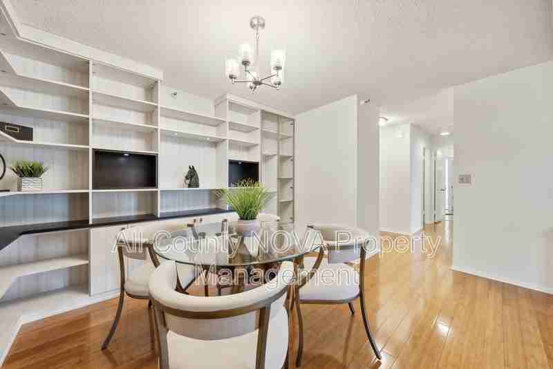 1600 N Oak St #525 - Photo 3 of 20