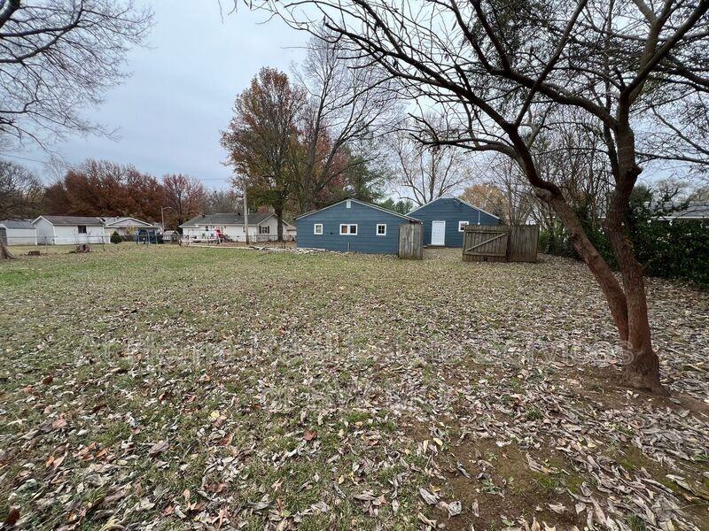 2815 W Madison St - Photo 4 of 12