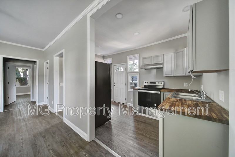 501 S Weldon St - Photo 7 of 19