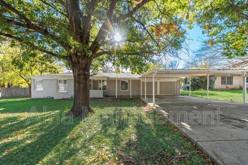 3151 Chamness Ct - Photo 3 of 23