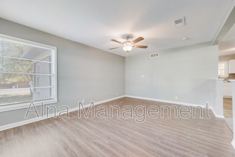 3151 Chamness Ct - Photo 5 of 23