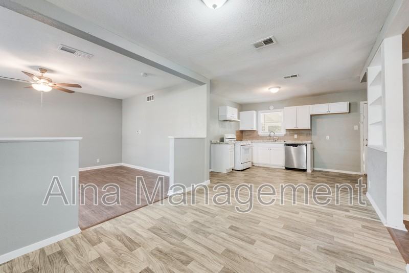 3151 Chamness Ct - Photo 7 of 23