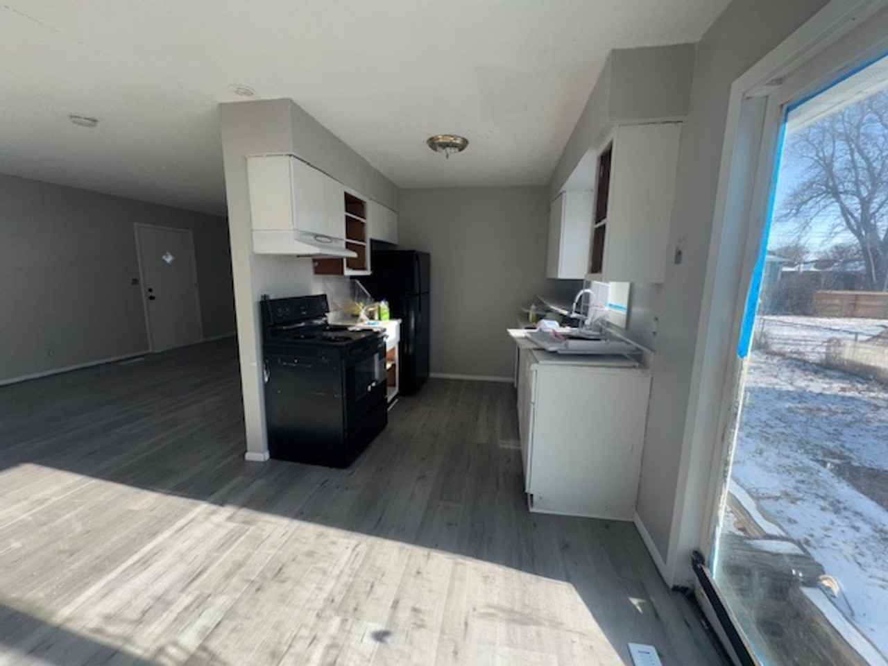 3010 S Phillips Ave - Photo 2 of 7