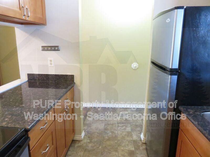 3428 I St Ne #S303 - Photo 2 of 17