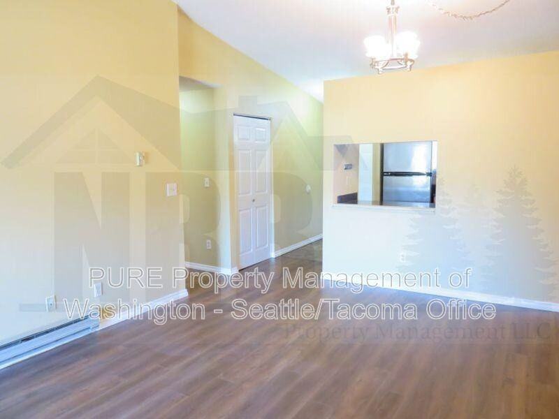 3428 I St Ne #S303 - Photo 3 of 17