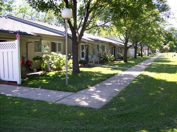 Bellevue Place - Photo 6 of 6