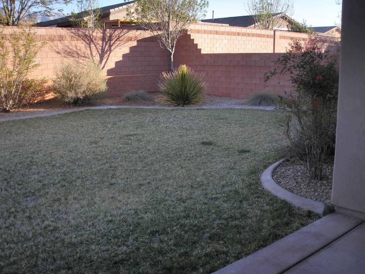 3555 E Silvercreek Dr - Photo 4 of 14